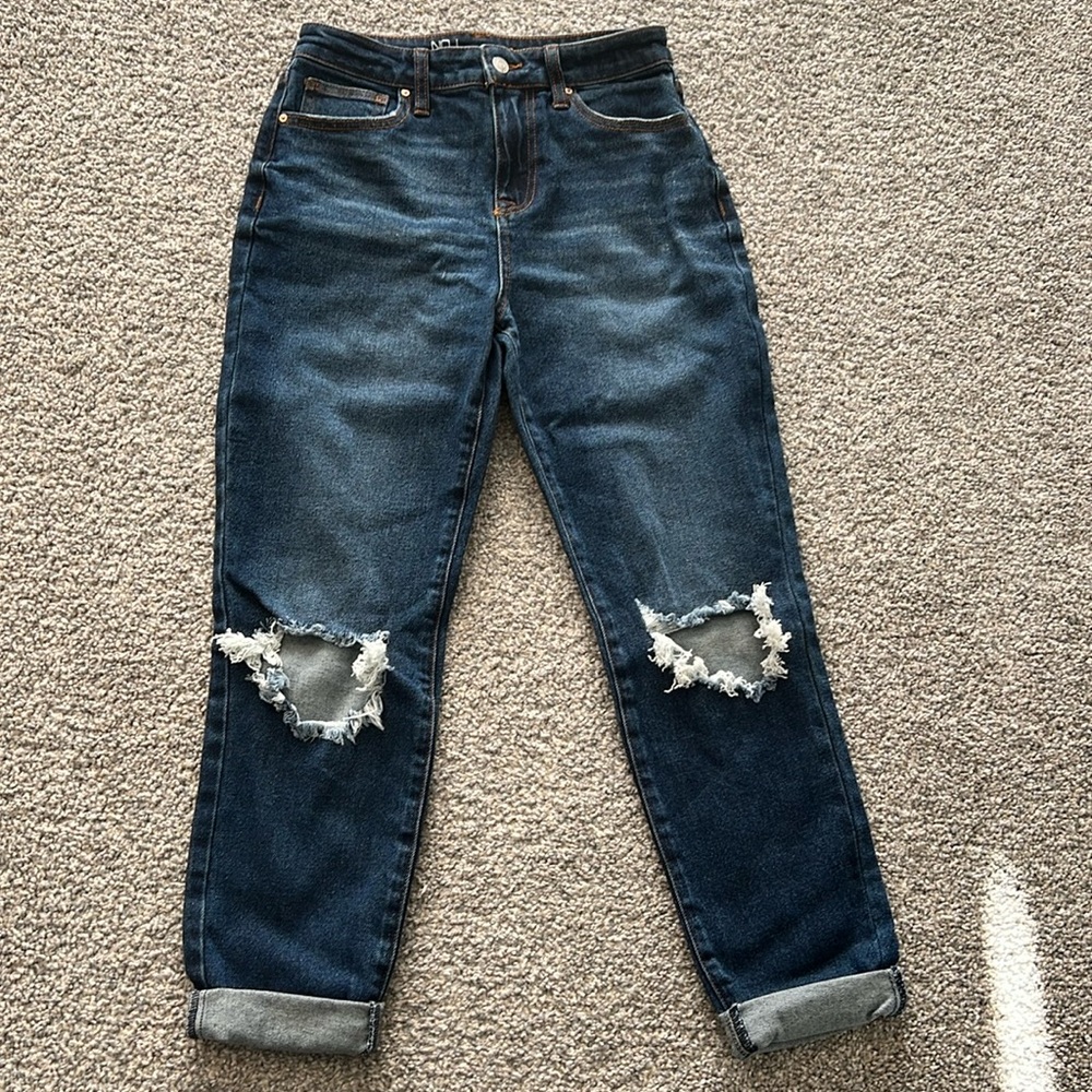 No Boundaries Straight Fit Denim Jeans. Size 5.